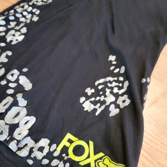 Extra small for racing black t-shirt - Picture 2 of 3